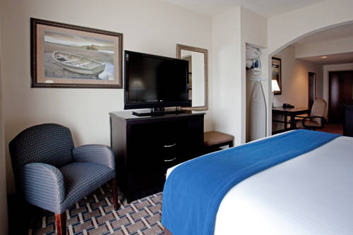 Imagen de la habitación del Hotel Holiday Inn Express & Suites Hope Mills-Fayetteville Arpt. Foto 16