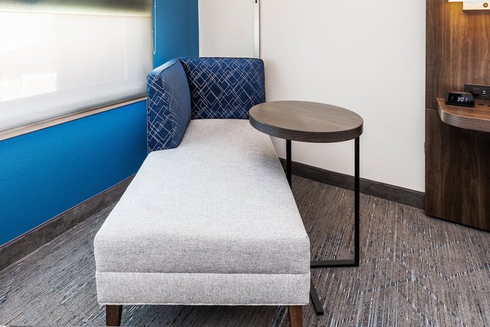 Imagen de la habitación del Hotel Holiday Inn Express & Suites - Houston SW - Rosenberg, an IHG Hotel. Foto 10