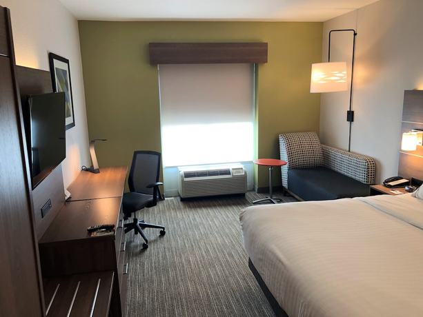 Imagen de la habitación del Hotel Holiday Inn Express & Suites Jacksonville North-Fernandina. Foto 9