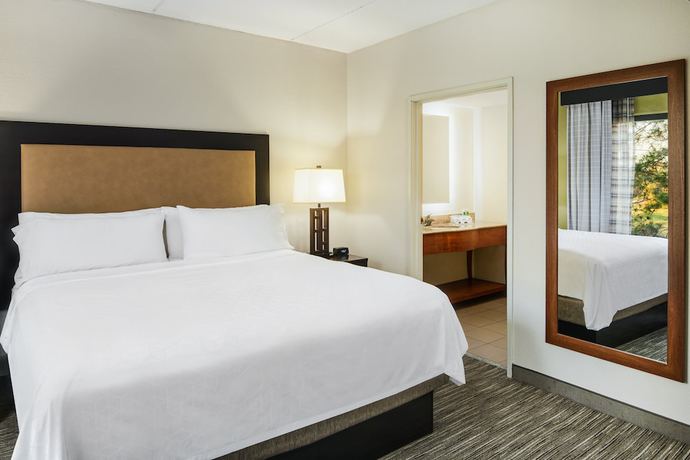 Imagen de la habitación del Hotel Holiday Inn Express & Suites Jacksonville SE- Med Ctr Area. Foto 10