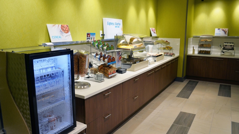 Imagen del bar/restaurante del Hotel Holiday Inn Express & Suites Jacksonville W - I295 and I10. Foto 2
