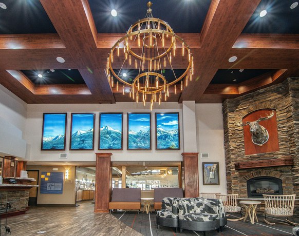 Imagen de los interiores del Hotel Holiday Inn Express & Suites Kalispell. Foto 20