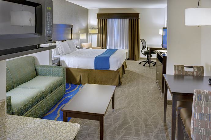 Imagen de la habitación del Hotel Holiday Inn Express & Suites Kansas City KU Medical Center. Foto 17