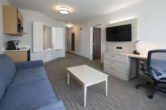 Imagen de la habitación del Hotel Holiday Inn Express & Suites La Porte. Foto 15