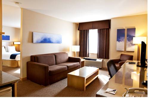 Imagen de la habitación del Hotel Holiday Inn Express & Suites Langley, an IHG. Foto 4
