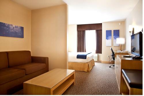 Imagen de la habitación del Hotel Holiday Inn Express & Suites Langley, an IHG. Foto 10