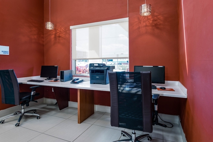 Imagen general del Hotel Holiday Inn Express & Suites Lantana. Foto 4