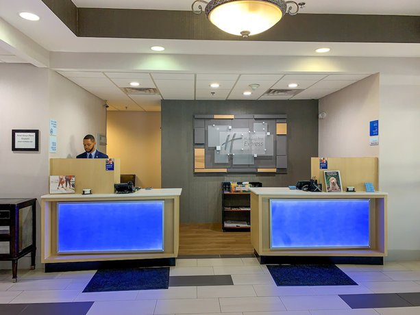 Imagen de los interiores del Hotel Holiday Inn Express & Suites Lexington Dtwn Area-Keeneland. Foto 20
