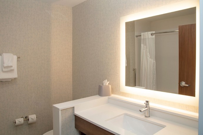Imagen de la habitación del Hotel Holiday Inn Express & Suites - Marion. Foto 11