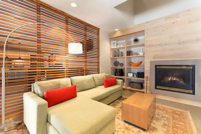 Imagen de los interiores del Hotel Holiday Inn Express & Suites Marquette. Foto 17