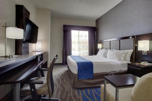 Imagen general del Hotel Holiday Inn Express & Suites Meadowlands Area, an IHG. Foto 2