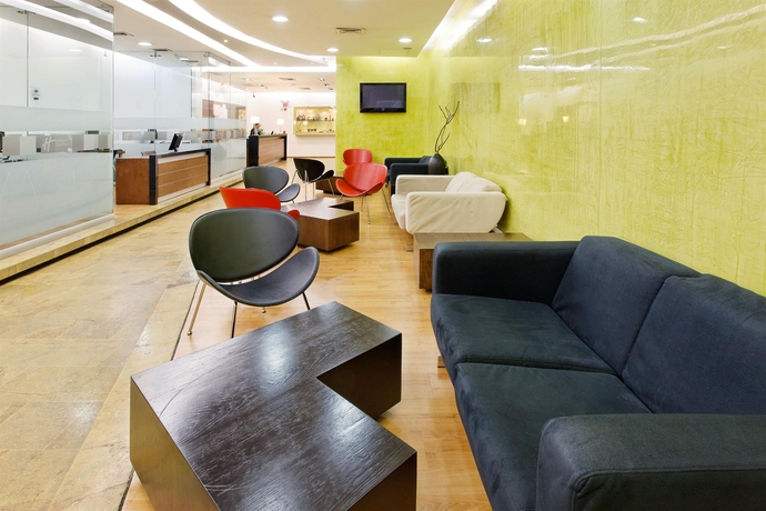 Imagen de los interiores del Hotel Holiday Inn Express & Suites Medellin. Foto 10