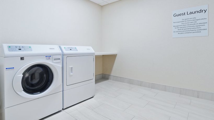 Imagen general del Hotel Holiday Inn Express & Suites Medina. Foto 2