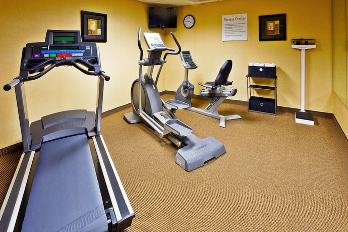 Imagen de los interiores del Hotel Holiday Inn Express & Suites Memphis/Germantown. Foto 19