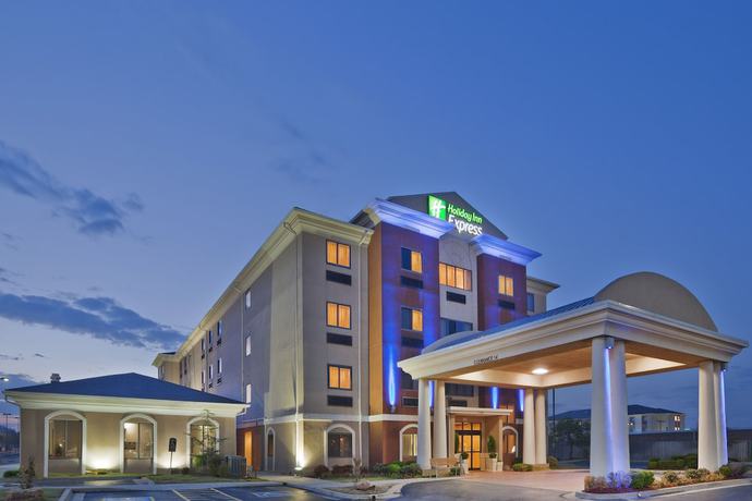 Imagen general del Hotel Holiday Inn Express & Suites Midwest City. Foto 1