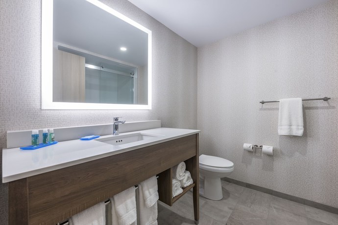 Imagen de la habitación del Hotel Holiday Inn Express & Suites Moncton. Foto 5