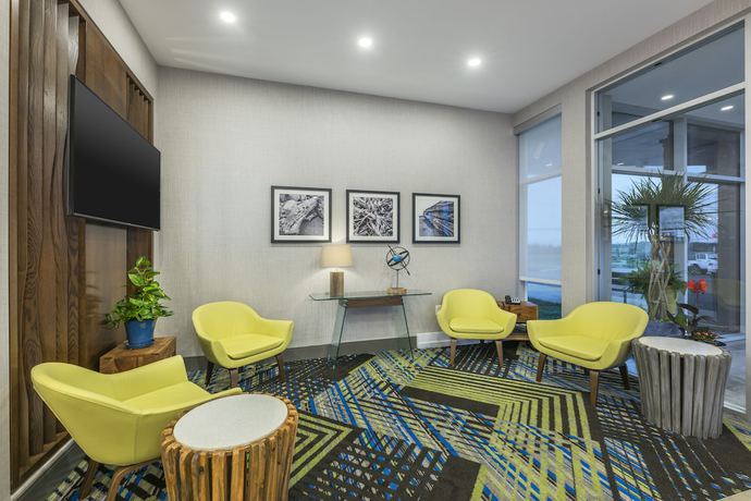Imagen de los interiores del Hotel Holiday Inn Express & Suites Moncton. Foto 16
