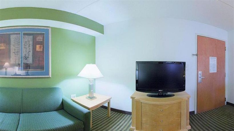 Imagen de los interiores del Hotel Holiday Inn Express & Suites Mooresville - Lake Norman. Foto 15