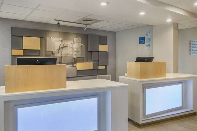 Imagen de los interiores del Hotel Holiday Inn Express & Suites Mount Arlington-Rockaway Area. Foto 18
