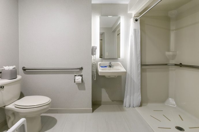 Imagen de la habitación del Hotel Holiday Inn Express & Suites Mount Arlington-Rockaway Area. Foto 12
