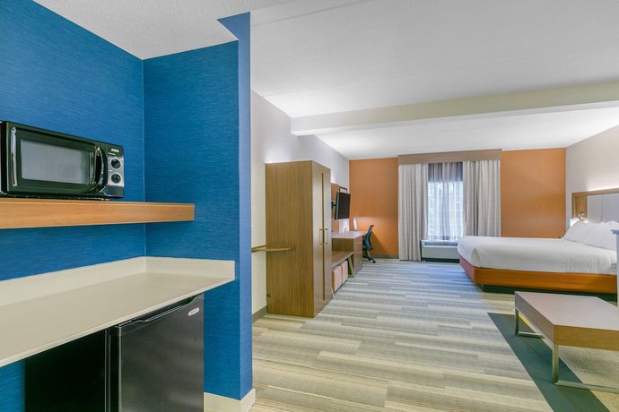 Imagen de la habitación del Hotel Holiday Inn Express & Suites Mount Arlington-Rockaway Area. Foto 14