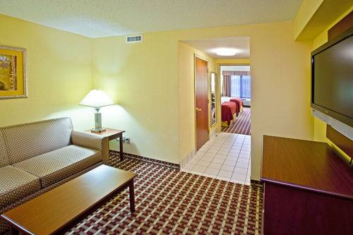 Imagen de la habitación del Hotel Holiday Inn Express & Suites Murray. Foto 5