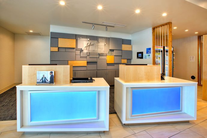 Imagen de los interiores del Hotel Holiday Inn Express & Suites New Castle. Foto 18