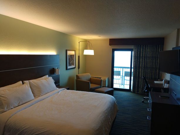 Imagen de la habitación del Hotel Holiday Inn Express & Suites Oceanfront Daytona Bch Shores. Foto 11