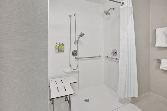 Imagen de la habitación del Hotel Holiday Inn Express & Suites - Okemos - University Area. Foto 12