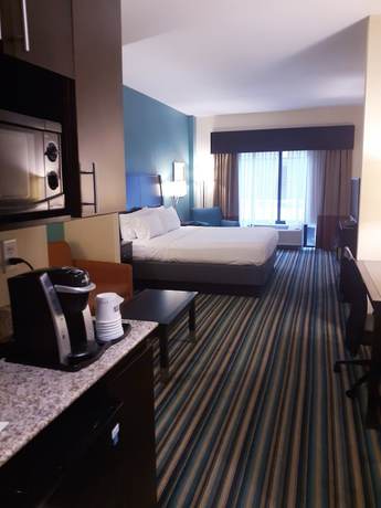 Imagen de la habitación del Hotel Holiday Inn Express & Suites Orlando East-UCF Area. Foto 3