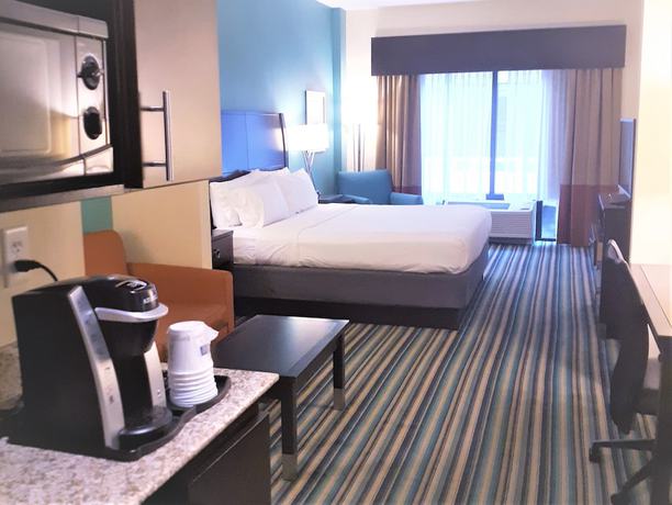 Imagen de la habitación del Hotel Holiday Inn Express & Suites Orlando East-UCF Area. Foto 14