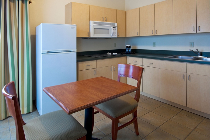 Imagen de la habitación del Hotel Holiday Inn Express & Suites Orlando International Airport. Foto 10