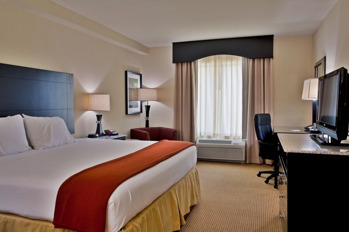 Imagen de la habitación del Hotel Holiday Inn Express & Suites Orlando - International Drive. Foto 5
