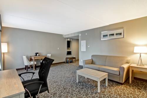 Imagen de la habitación del Hotel Holiday Inn Express & Suites Oshawa Downtown - Toronto Area. Foto 12