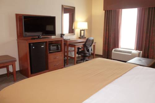 Imagen de la habitación del Hotel Holiday Inn Express & Suites Paducah West. Foto 8
