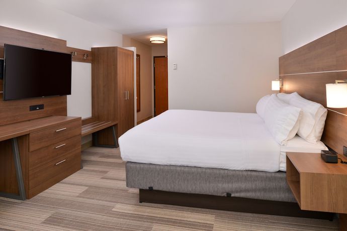 Imagen de la habitación del Hotel Holiday Inn Express & Suites Parkersburg - Mineral Wells. Foto 10