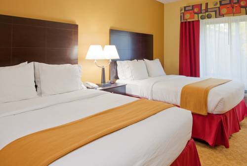 Imagen de la habitación del Hotel Holiday Inn Express & Suites Pensacola West-Navy Base. Foto 10