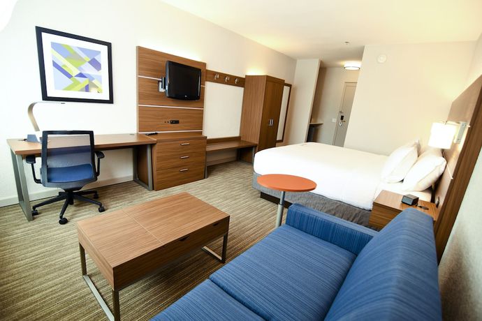 Imagen de la habitación del Hotel Holiday Inn Express & Suites Port Clinton-Catawba Island. Foto 4