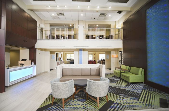 Imagen de los interiores del Hotel Holiday Inn Express & Suites Port Clinton-Catawba Island. Foto 14