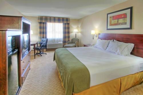 Imagen de la habitación del Hotel Holiday Inn Express & Suites Portales. Foto 10