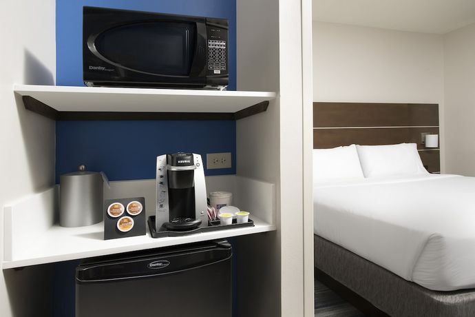 Imagen de la habitación del Hotel Holiday Inn Express & Suites San Antonio North - Windcrest. Foto 7