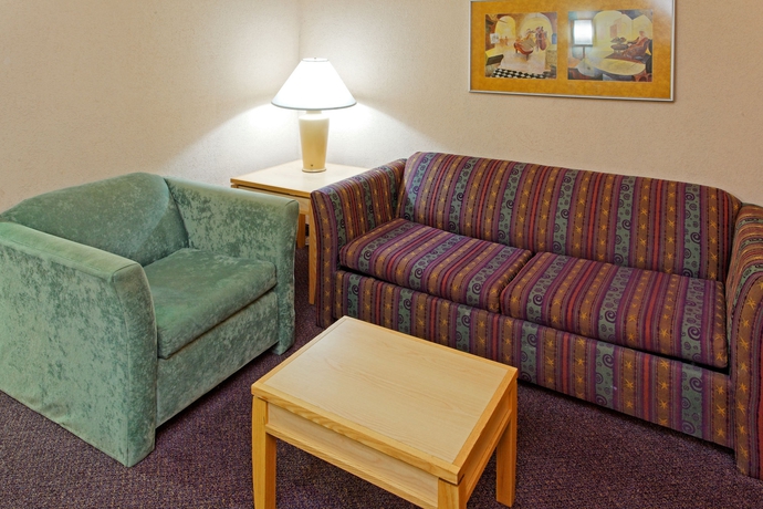 Imagen de los interiores del Hotel Holiday Inn Express & Suites San Antonio Rivercenter Area. Foto 13