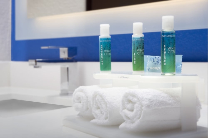 Imagen de la habitación del Hotel Holiday Inn Express & Suites San Antonio-Dtwn Market Area. Foto 9