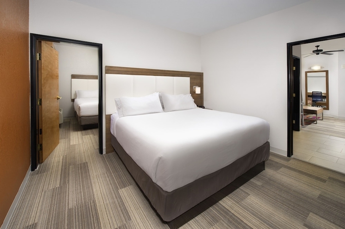 Imagen de la habitación del Hotel Holiday Inn Express & Suites San Antonio-Dtwn Market Area. Foto 10
