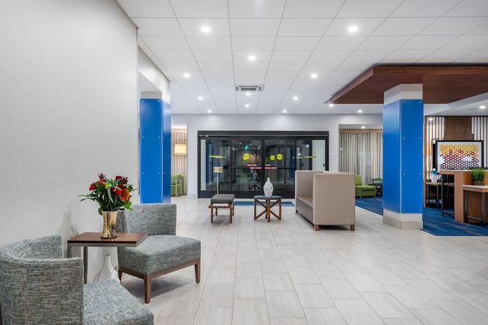 Imagen de los interiores del Hotel Holiday Inn Express & Suites Santa Ana - Orange Co. Foto 17