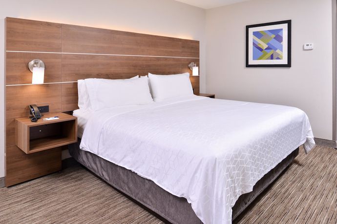 Imagen de la habitación del Hotel Holiday Inn Express & Suites Selma, Selma . Foto 12