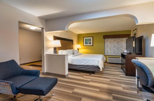 Imagen de la habitación del Hotel Holiday Inn Express & Suites South Haven, an IHG. Foto 8