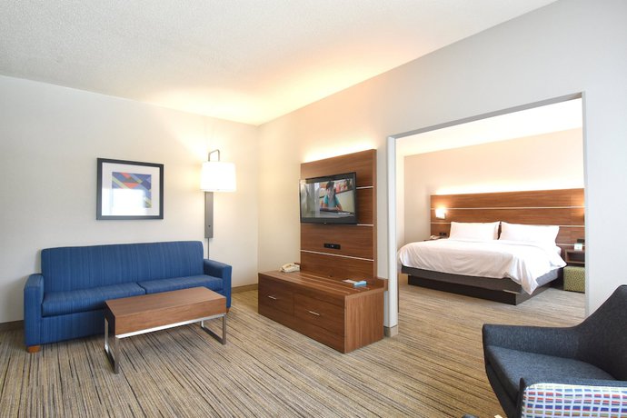 Imagen de la habitación del Hotel Holiday Inn Express & Suites Southern Pines-Pinehurst Area. Foto 18