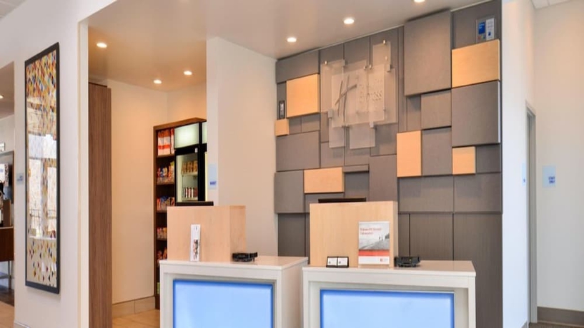 Imagen de los interiores del Hotel Holiday Inn Express & Suites - Southgate - Detroit Area. Foto 12