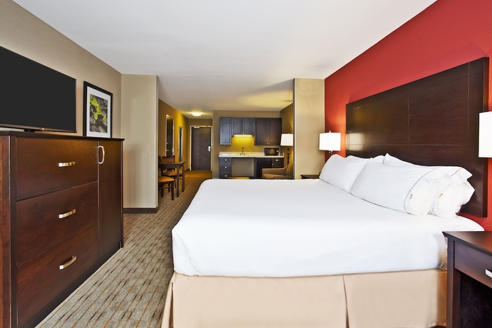 Imagen de la habitación del Hotel Holiday Inn Express & Suites Springfield - Dayton Area. Foto 9